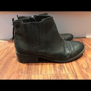 Women’s Sperry Ankle Booties.